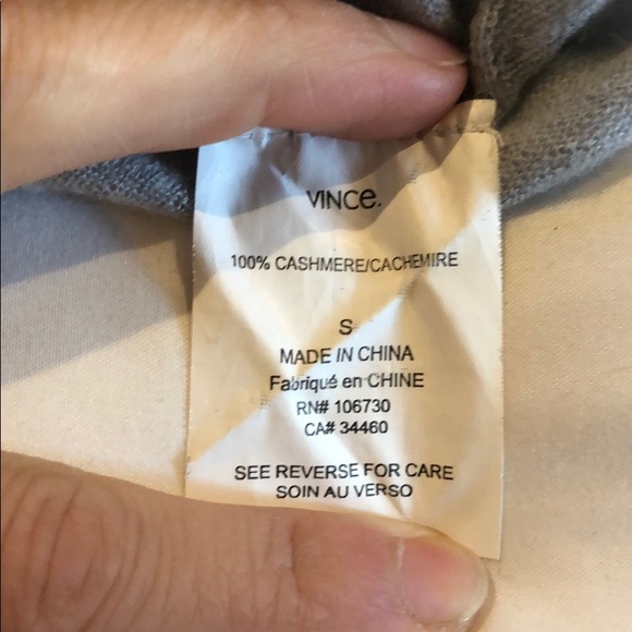 Vince 100% cashmere sweater - Picture 3 of 6